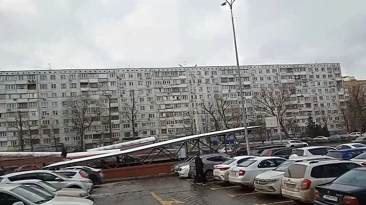 Ростов на Дону возле ТЦ Горизонт и Детский Мир)