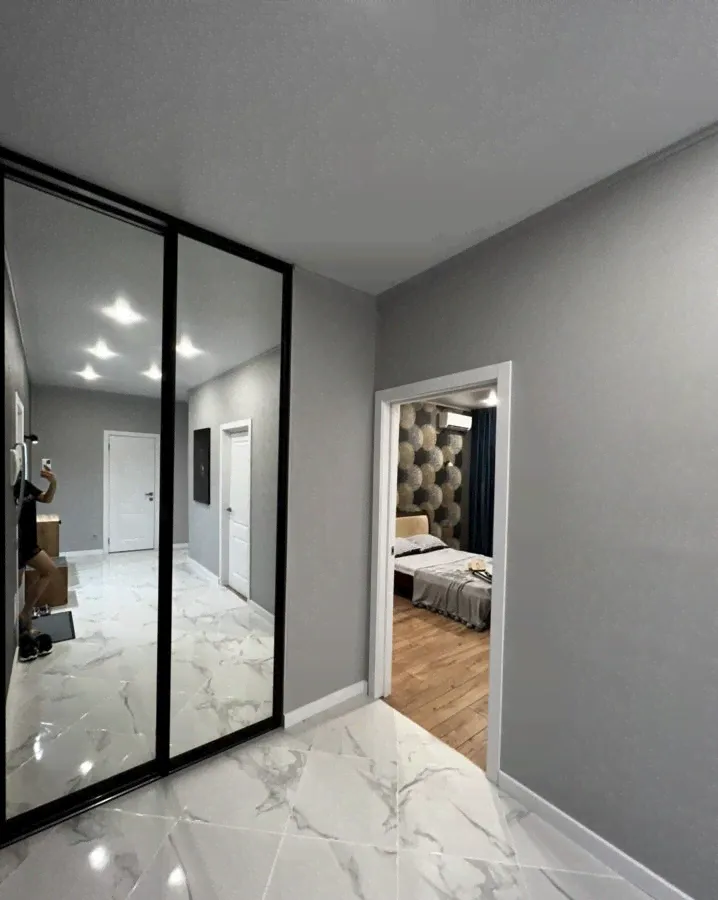 Сдаю двухкомнатную квартиру 65.0 м² этаж 3/5 город Геленджик улица Туристическая 4гк/4 Горизонт жилой комплекс-4